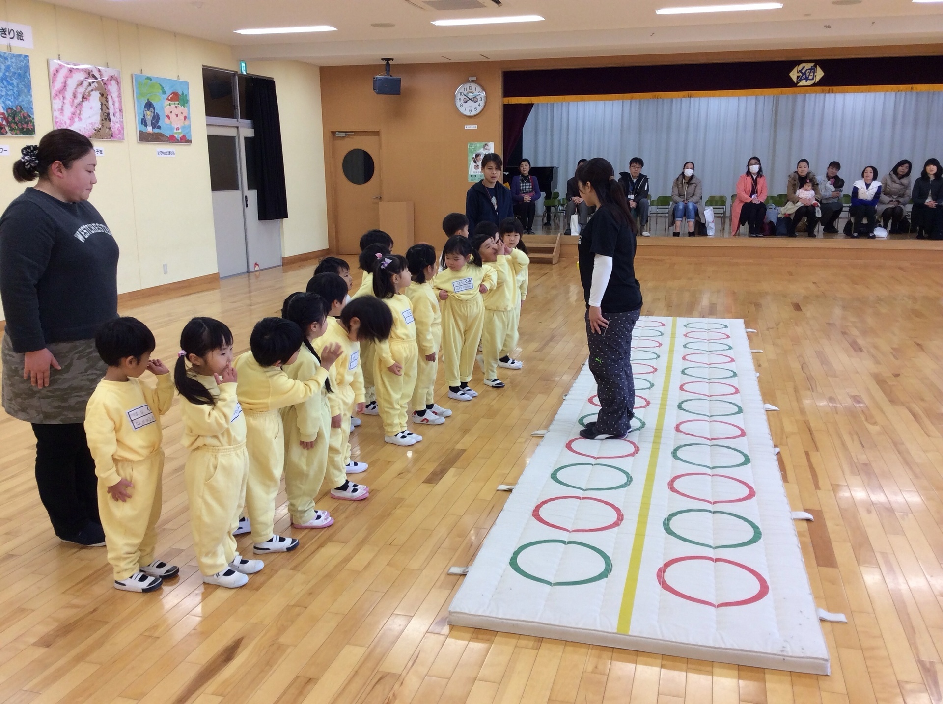 体操教室参観 幼稚園トピックス